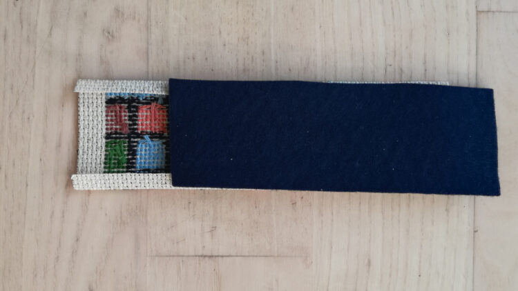 mondrian bookmark fitted back